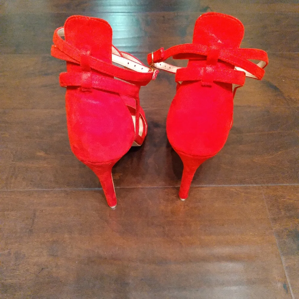 Red faux suede strappy sandals - Picture 3 of 6